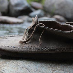 Clarks Weaver Boot | Taupe Distressed | Size: 10.5